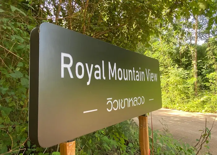วันหยุดที่บ้าน Royal Mountain View *